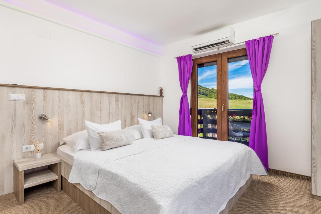 Guest House Plitvice Hills كورينيتسا المظهر الخارجي الصورة